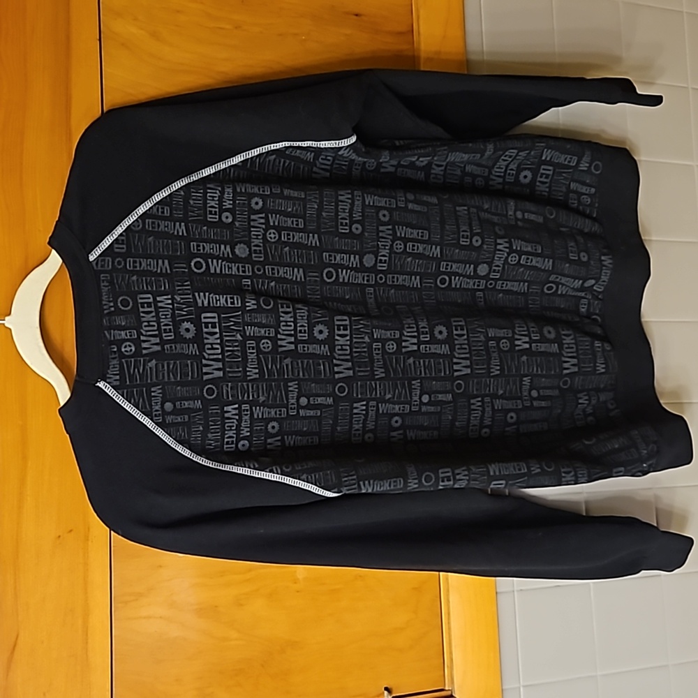 Wicked Pull Over - Picture 2 of 6